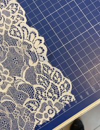 Dentelle nylon ivoire largeur 40 cm · vue 3