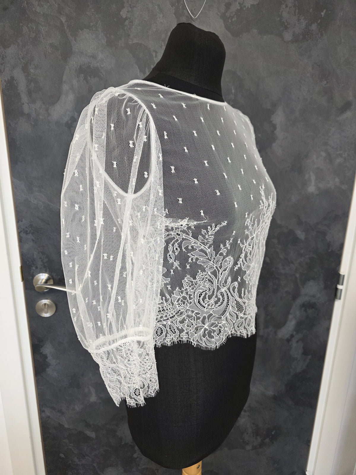 Top mariée ivoire clair en dentelle française – Taille 38 – Fabriqué en France