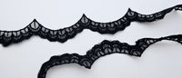 Galon ecailles noir T232