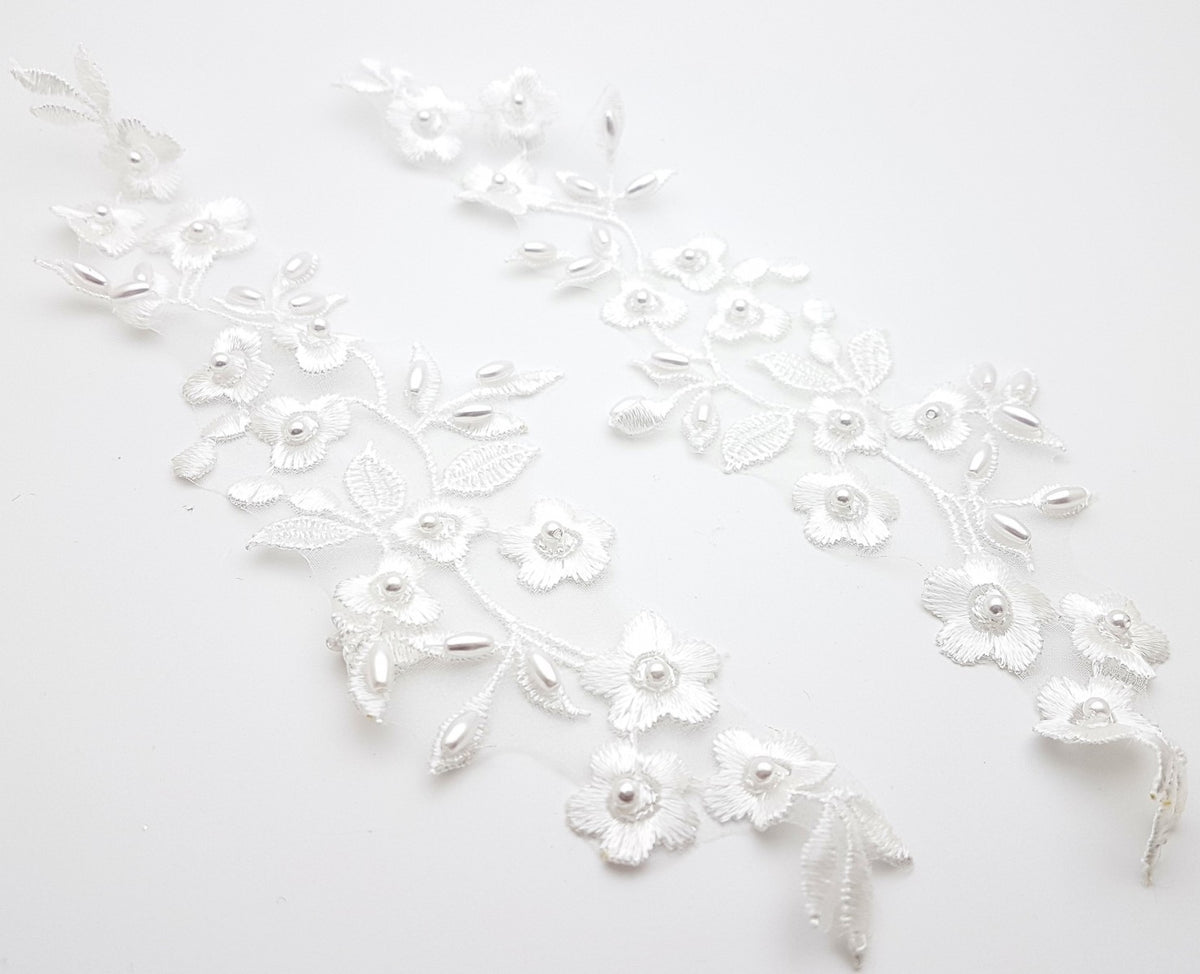 Dentelle motif, brodé perles,