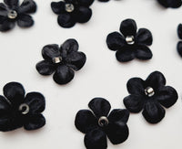 Petites fleurs noires avec perles · vue 3