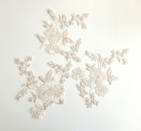 Lot de 3 motifs beige fil argenté