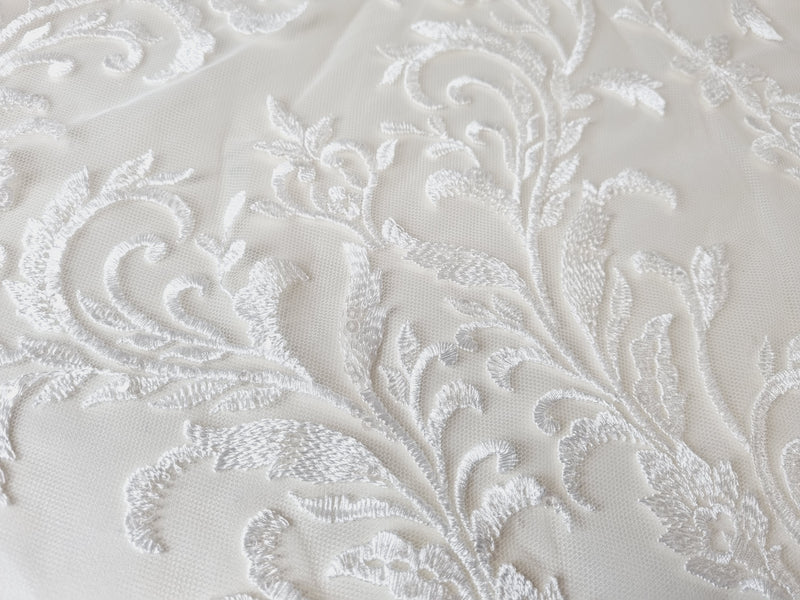 GILMA Dentelle tulle brodé avec sequins