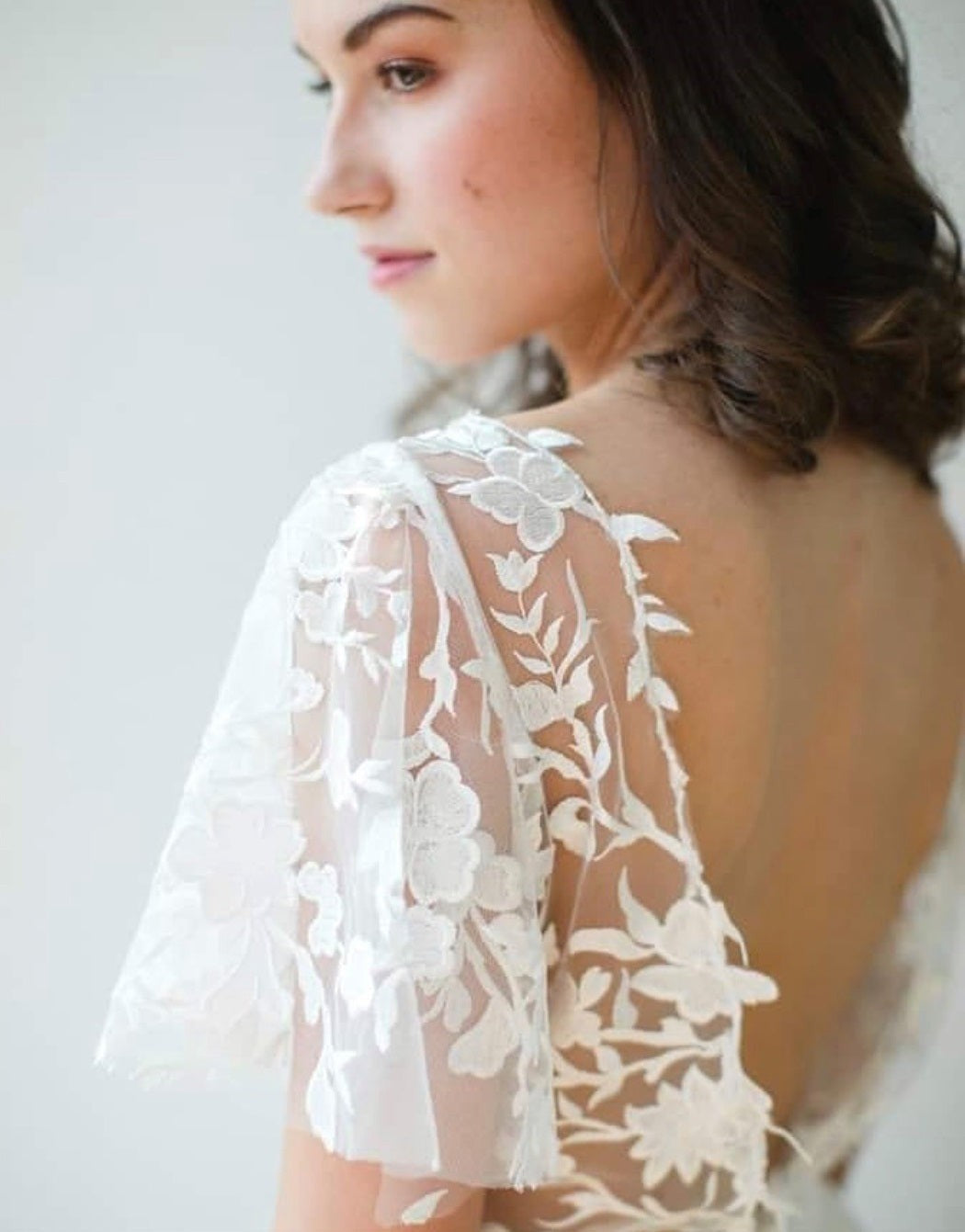 Dentelle pour robe de mariée,  tulle brodé branches et fleurs