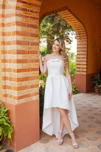 robe courte asymétrique 38