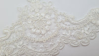 Galon de dentelle pour robe de mariée ivoire avec sequins · vue 3