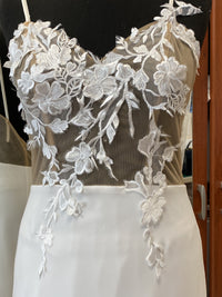 Dentelle pour robe de mariée,  tulle brodé branches et fleurs · vue 7