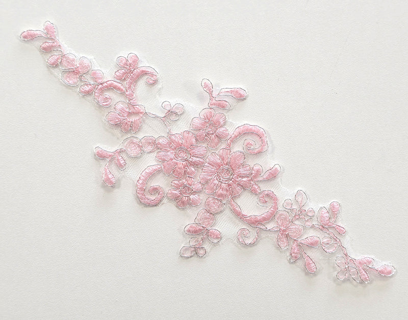 Motif rose bonbon fil argenté