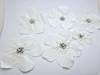 6 Fleurs en taffetas avec strass