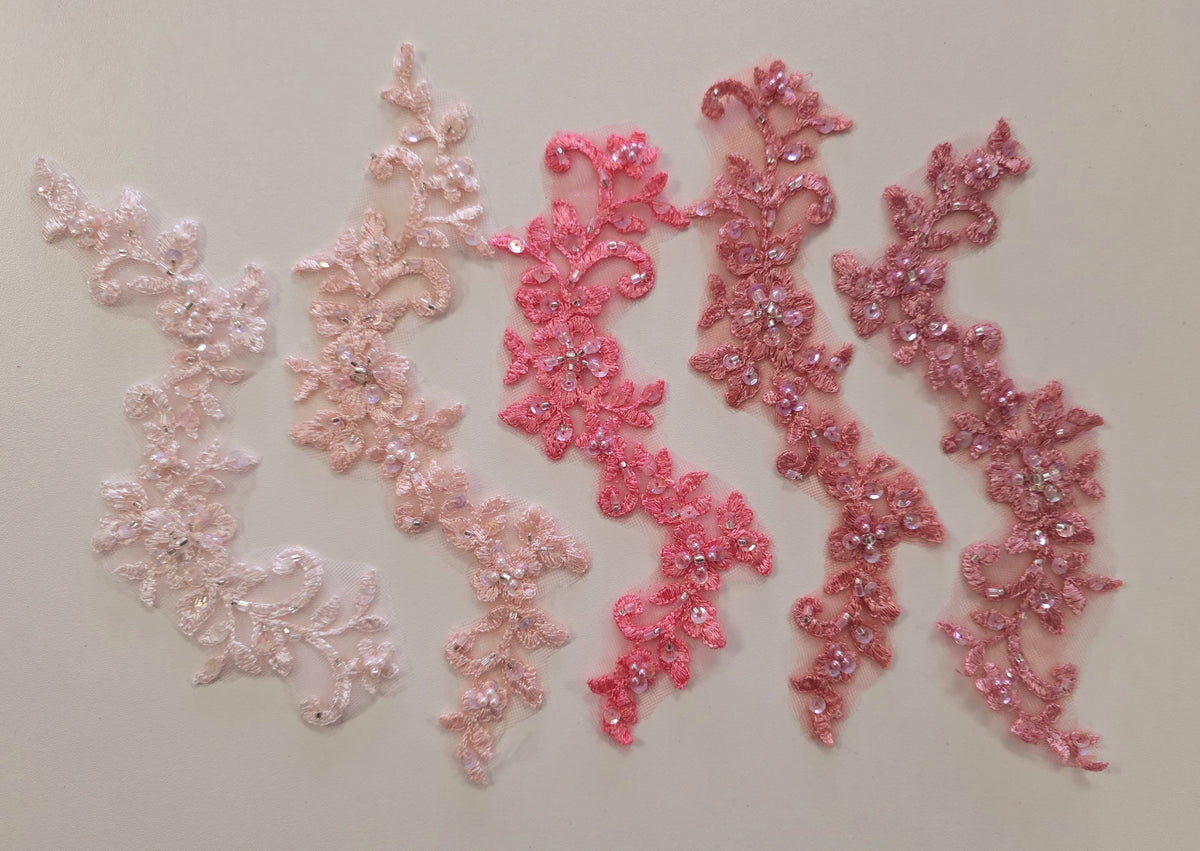 Lot 5 motifs roses à coudre