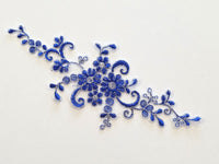 Motif en dentelle bleu roi pour création cocktail mariée