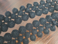 Galon noir ronds mandalas , coupon 2 mètres