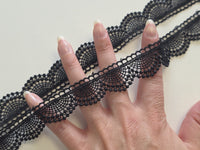 Galon Dentelle Noir Motif Éventails — Largeur 2 cm | Vendu par 10 cm · vue 3