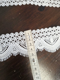 Galon Dentelle Guipure Ivoire Clair Rosaces & Bordure Festonnée — Largeur 5 cm | Vendu par 10 cm · vue 4