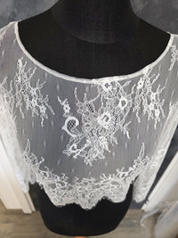 Top mariée en dentelle fine ivoire clair – Manches longues – Dos boutonné – Taille M · vue 8