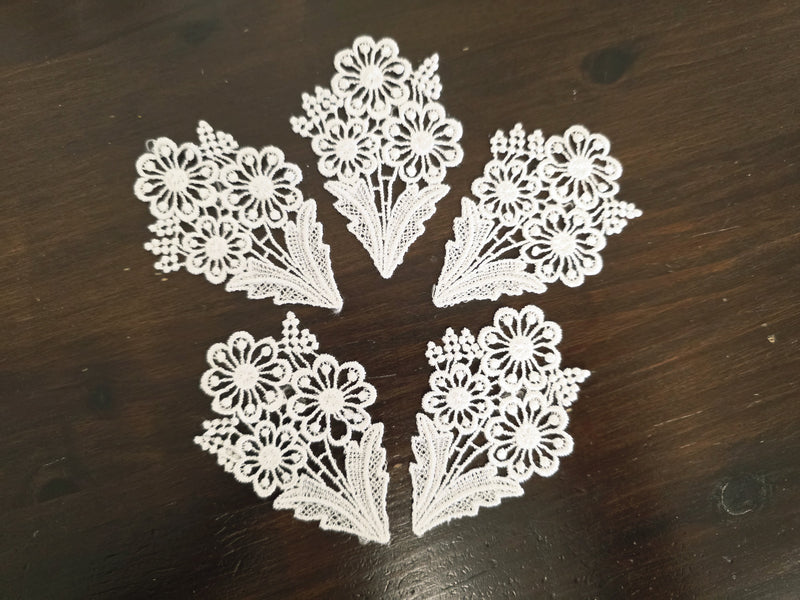 5 motifs " bouquet de fleurs " guipure ivoire