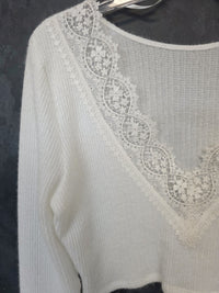 Pull mariée ivoire mariage hiver – Dos V dentelle – Maille douce élégante · vue 7