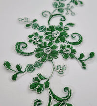 Motif en dentelle vert sapin , fil argenté T368 · vue 3