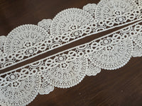 Galon dentelle guipure ivoire clair 8 cm – motif mandala festonné – dentelle mariée bohème au mètre · vue 2
