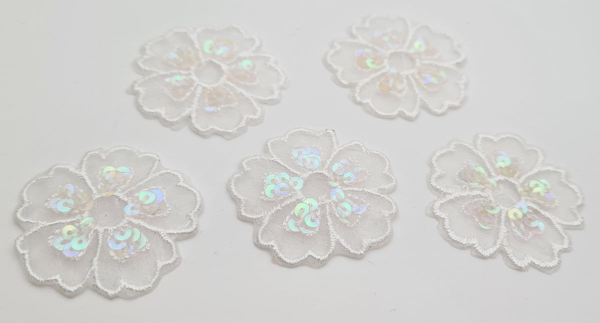 Lot de 5 motifs fleurs sequins ivoire