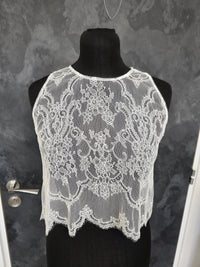 Top mariée dentelle ivoire clair – Coupe fluide festonnée – Dos noué – Taille S · vue 3