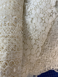 Dentelle guipure motif fleurs mandala ANGIOLA · vue 5