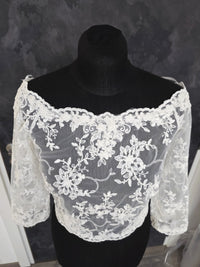 Top de mariée dentelle ivoire – encolure bateau épaules dégagées – manches 3/4 – dos boutons perles – haut robe de mariée romantique – taille 42 44 · vue 3