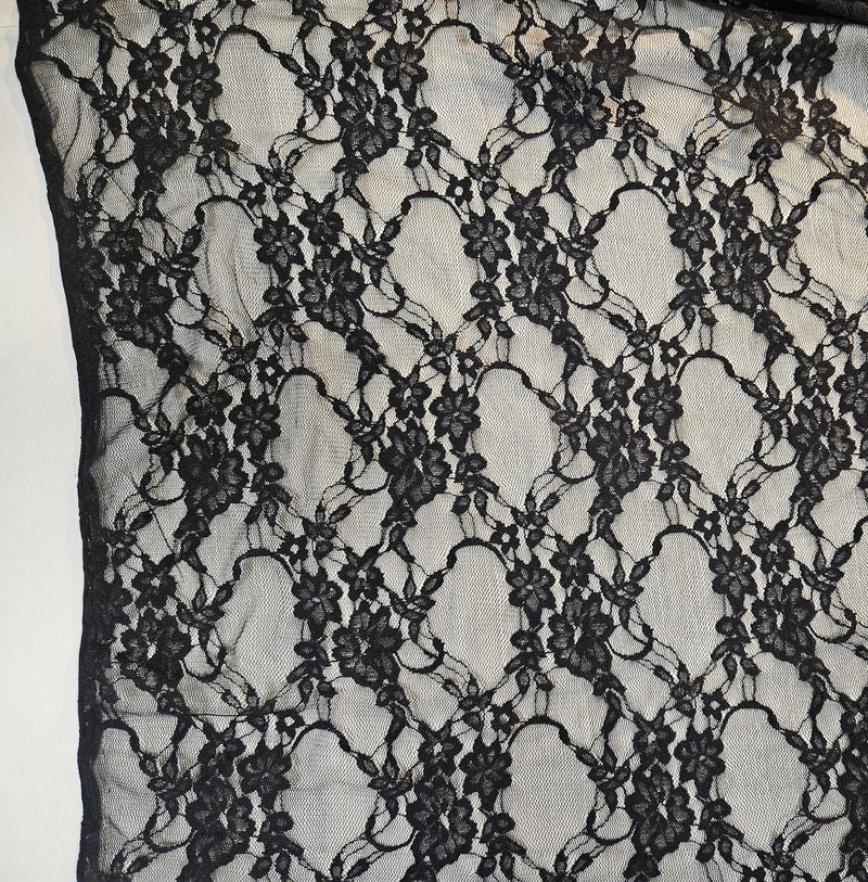 Dentelle noire fleurs coupon 1.5