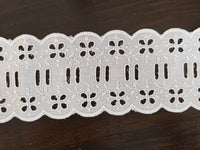 Coupon 4 mètres - Galon de broderies anglaises ivoire · vue 4