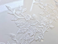 Galon de dentelle fleurs et feuilles brillant sequins ivoire clair · vue 4
