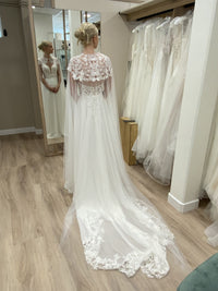 KIT POUR Coudre soi-même cette Cape de mariée en tulle souple et dentelle · vue 2