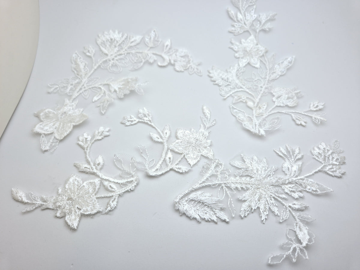 Lot de 5 motifs ivoire clair avec sequins