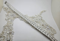 Motif perles et strass pour encolure V · vue 3