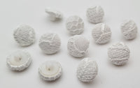 Bouton recouvert dentelle ivoire clair pour robe de mariée