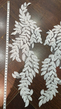 Grand motif feuilles ivoire perles et sequins moderne pour robe de mariée · vue 4