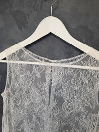 Top mariée dentelle française ivoire clair – Coupe blousante asymétrique – Taille 40/42 · vue 9