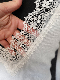 Pull mariée ivoire mariage hiver – Dos V dentelle – Maille douce élégante · vue 6