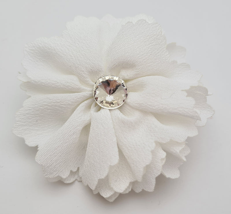 Broche fleur ivoire