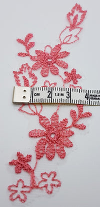 Motif brodé dentelle rose corail · vue 2