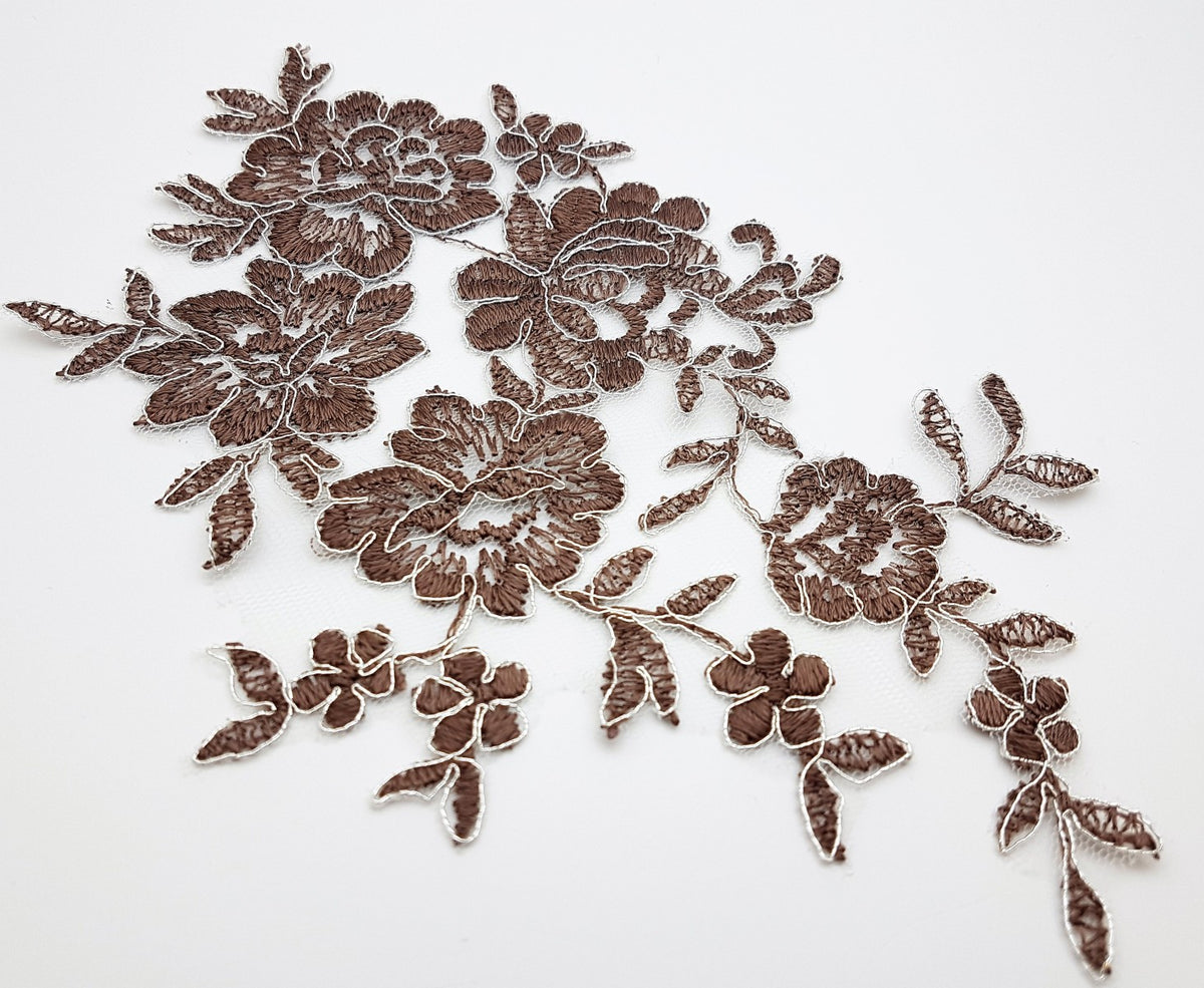 motif dentelle chocolat marron fil argenté pour cocktail/mariée