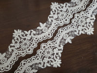 Galon festonné ivoire pour bordure robe de mariée