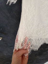 Top mariée ivoire doublé – Dentelle raffinée – Manches courtes – Dos goutte · vue 8