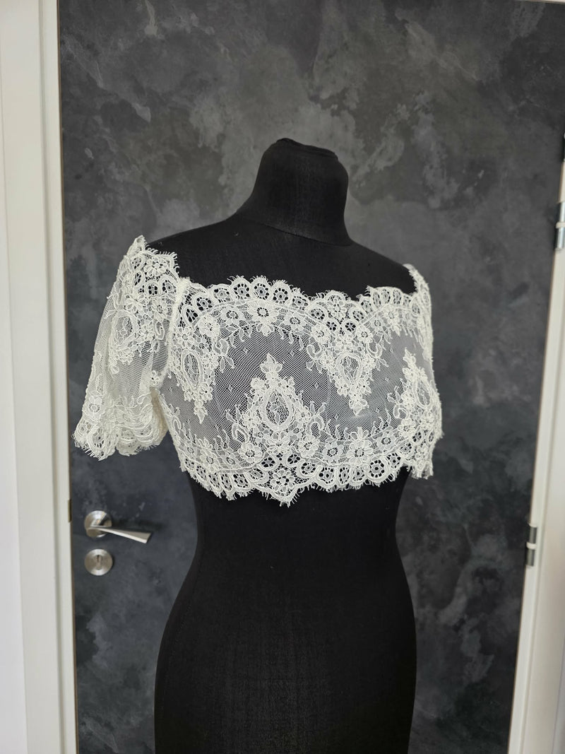 Top mariée dentelle ivoire – Manches courtes festonnées – Dos boutonné – Taille 42 (XL)