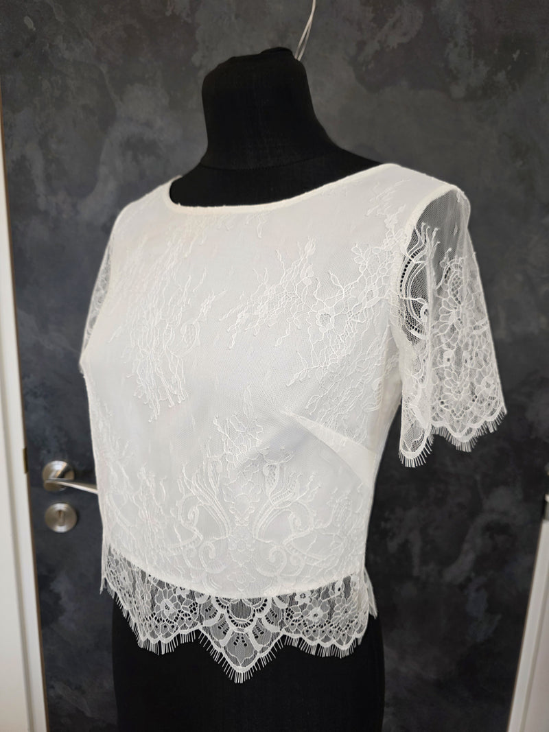 Top mariée ivoire doublé – Dentelle raffinée – Manches courtes – Dos goutte