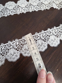Galon de guipure blanc festonné vendu au mètre · vue 4
