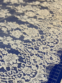 Coupon dentelle de Calais, dentelle de Caudy ivoire