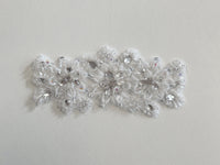 Motif à coudre strass et perles robe cocktail mariée