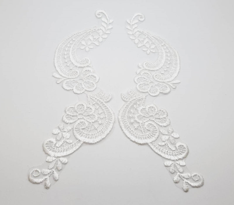 Motif arabesque ivoire nacré pour robe de mariée