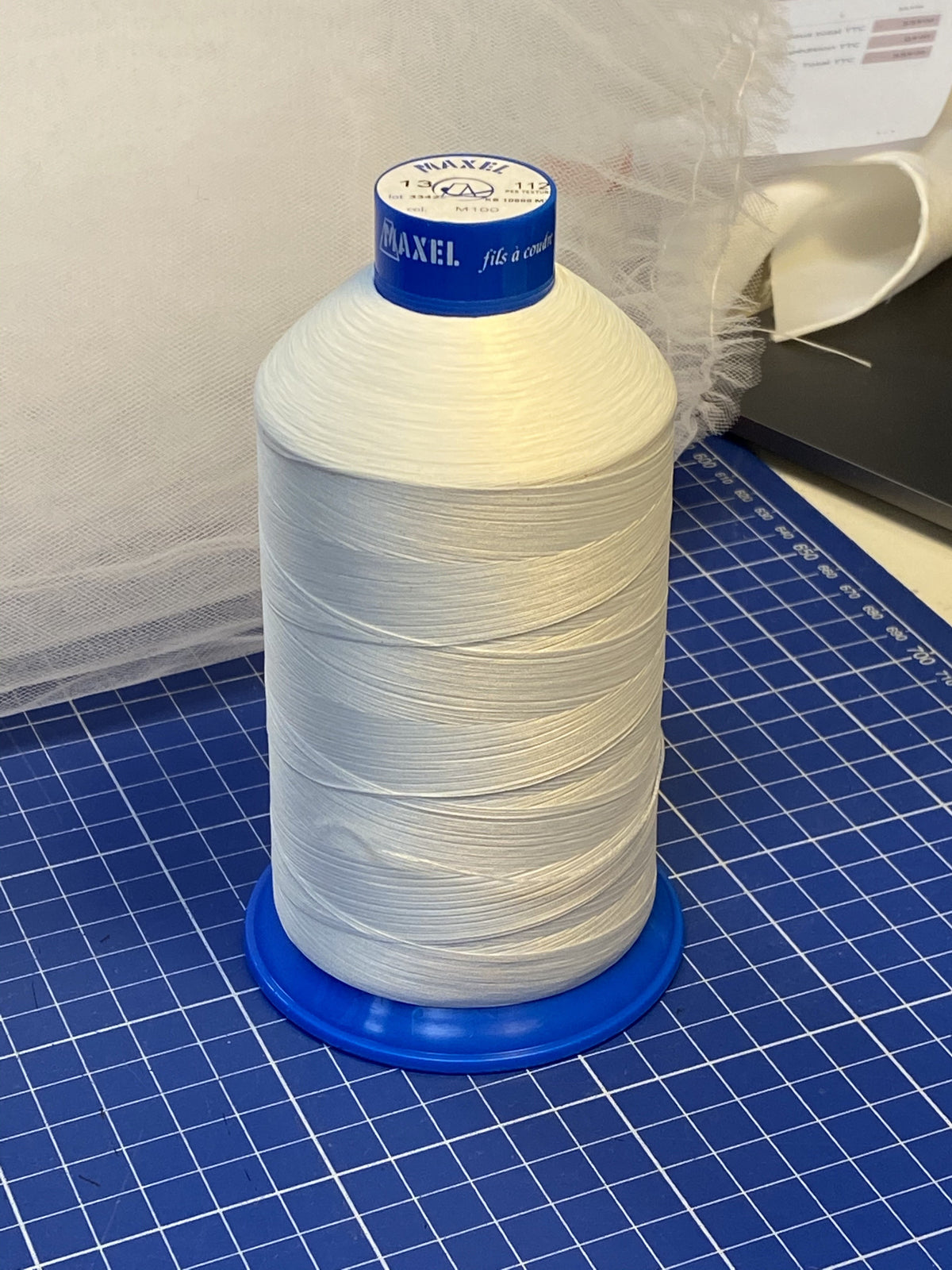 Fil mousse blanc naturel, ivoire clair 10.000m