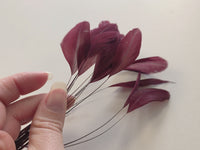 5G de plumes aigrette rouge bordeaux DIY · vue 2